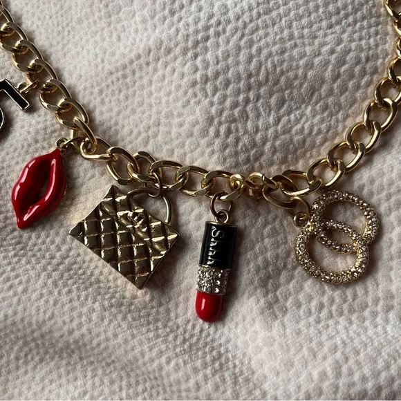 Chanel vintage fashion jewelry - Picture 6 of 7